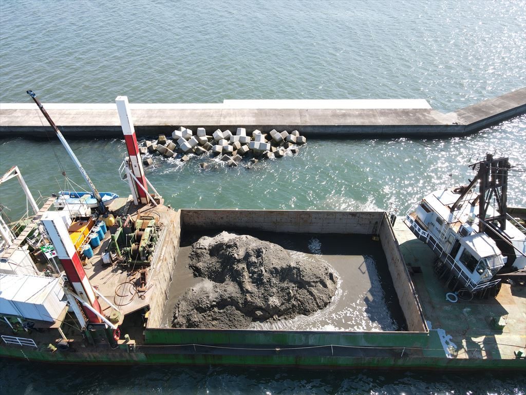 10月末完成　小湊漁港漁港施設機能強化工事